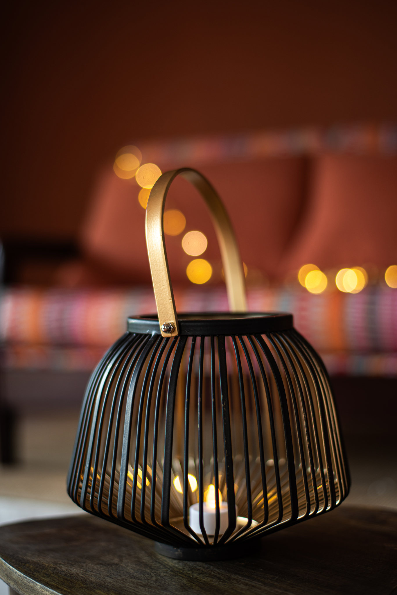 Portable black powder coated metal candle holder